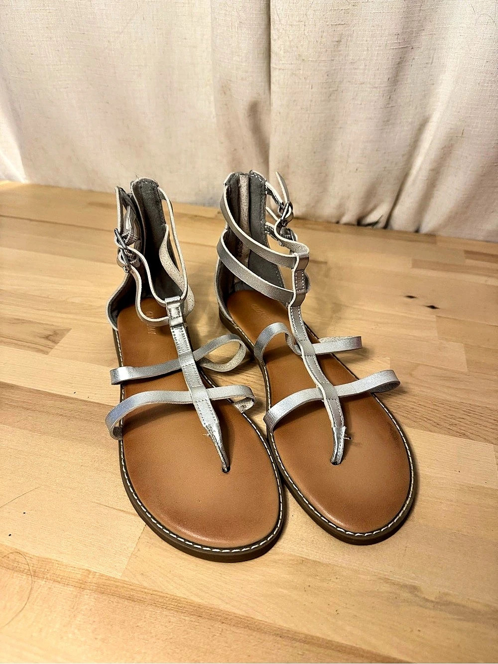 Old Navy Metallic Gladiator Flat Sandals with Zip-Back Heel Silver